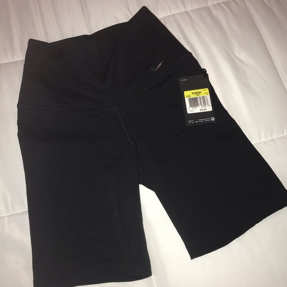 Nike Shorts - Picture 3 of 3